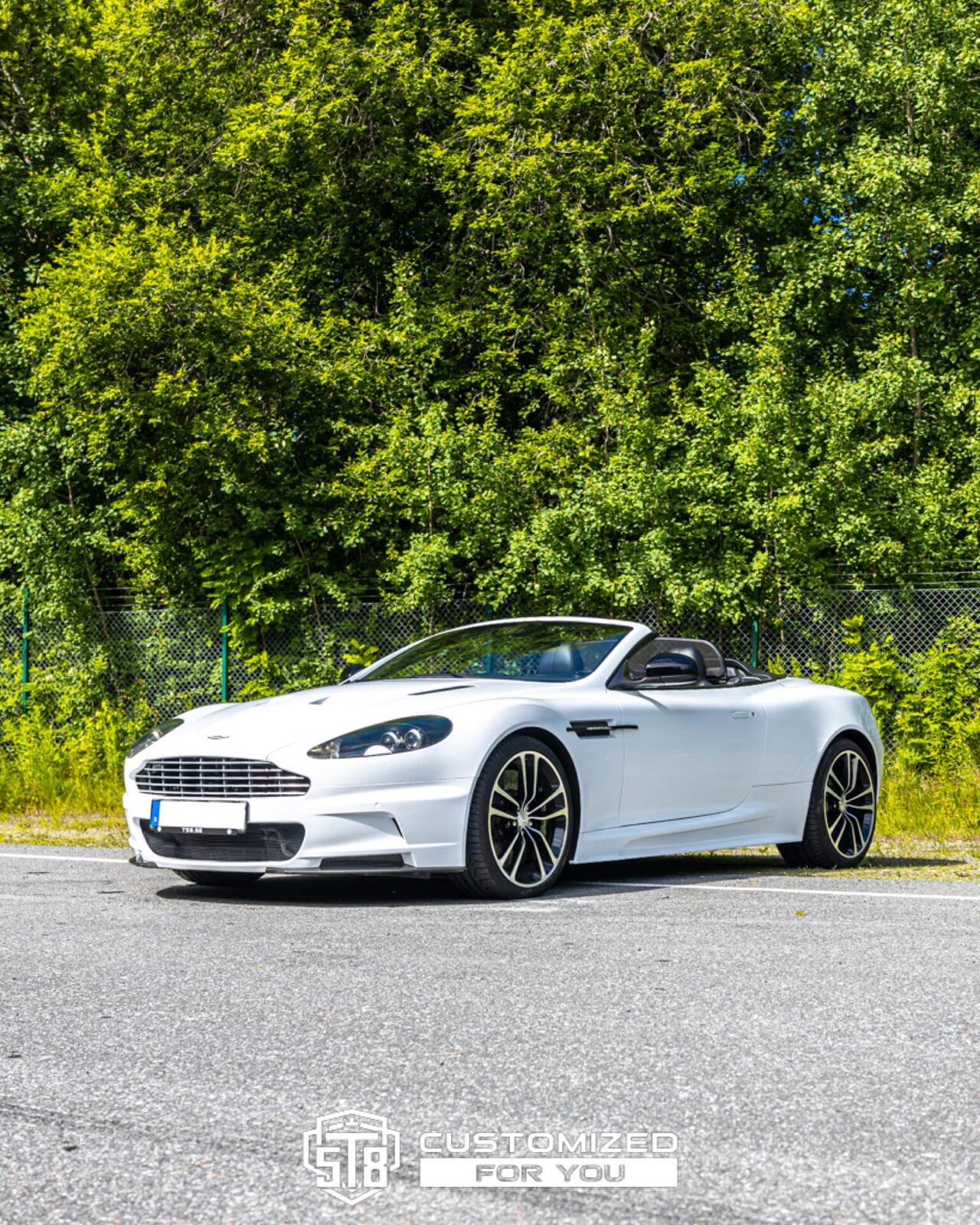 Aston Martin DB9 Cabriolet – White Transformation