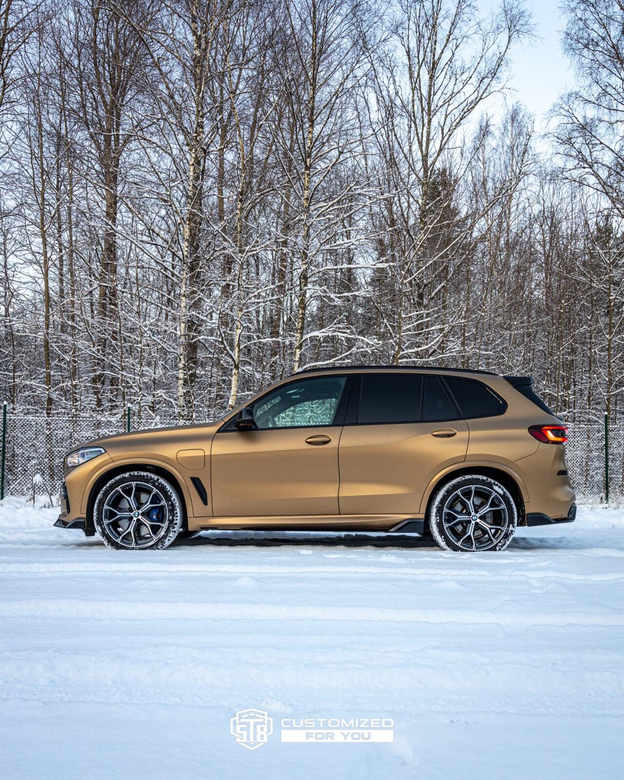 BMW X5 45e – Phantom Gold Edition