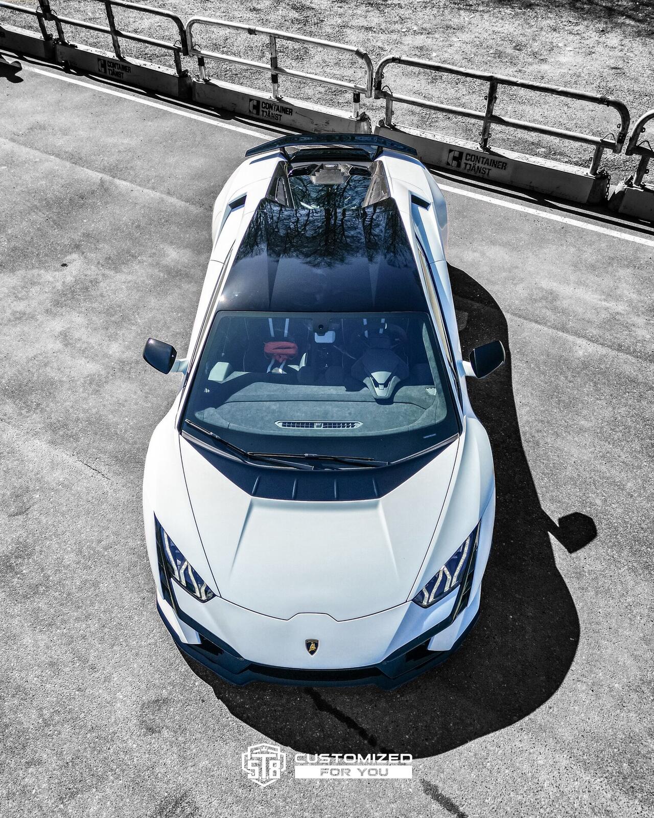 Lamborghini Huracán Tecnica – White Perfection